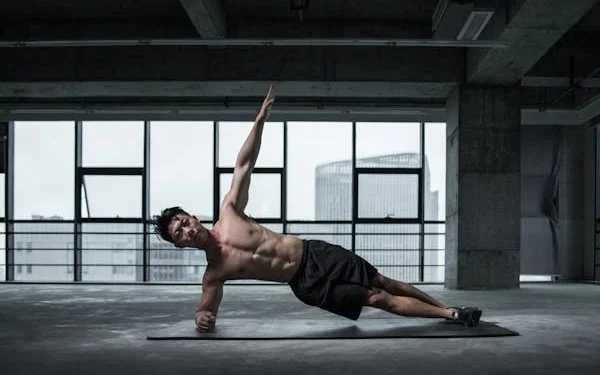 La science de l’entraînement de force : Comment développer efficacement la masse musculaire