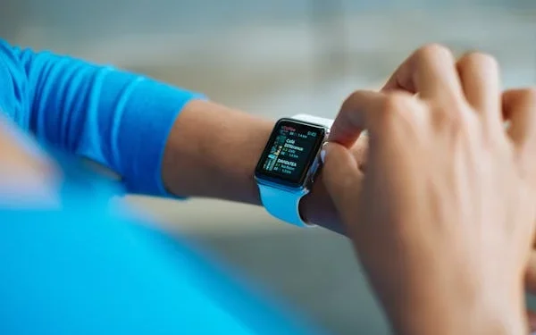 Les Meilleures Applications et Gadgets pour Suivre Vos Objectifs Sportifs et de Fitness