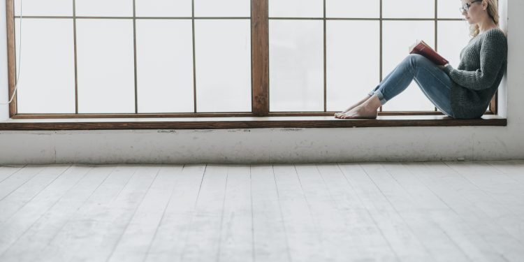 Warum Teppiche Geräusche in der Wohnung stärker beeinflussen als gedacht